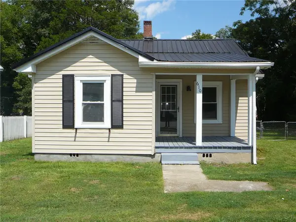 610 Heyward Avenue, Honea Path, SC 29654