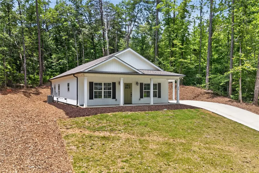 450 Lucky Street, Westminster, SC 29693 - #2