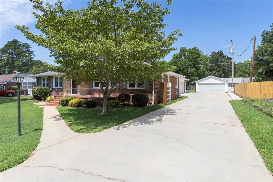310 Jeb Stuart Avenue, Anderson, SC 29625 - #3