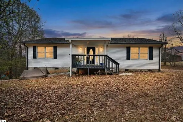 134 Rolling Drive, Westminster, SC 29693