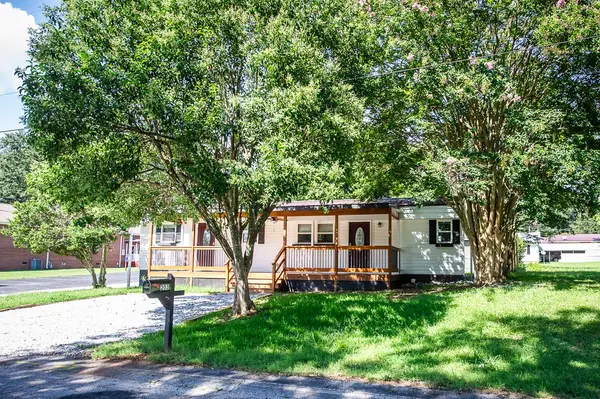203 N Hampton Street, Westminster, SC 29693