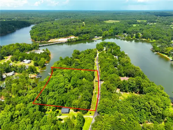 89 Lake Forest Drive, Iva, SC 29655
