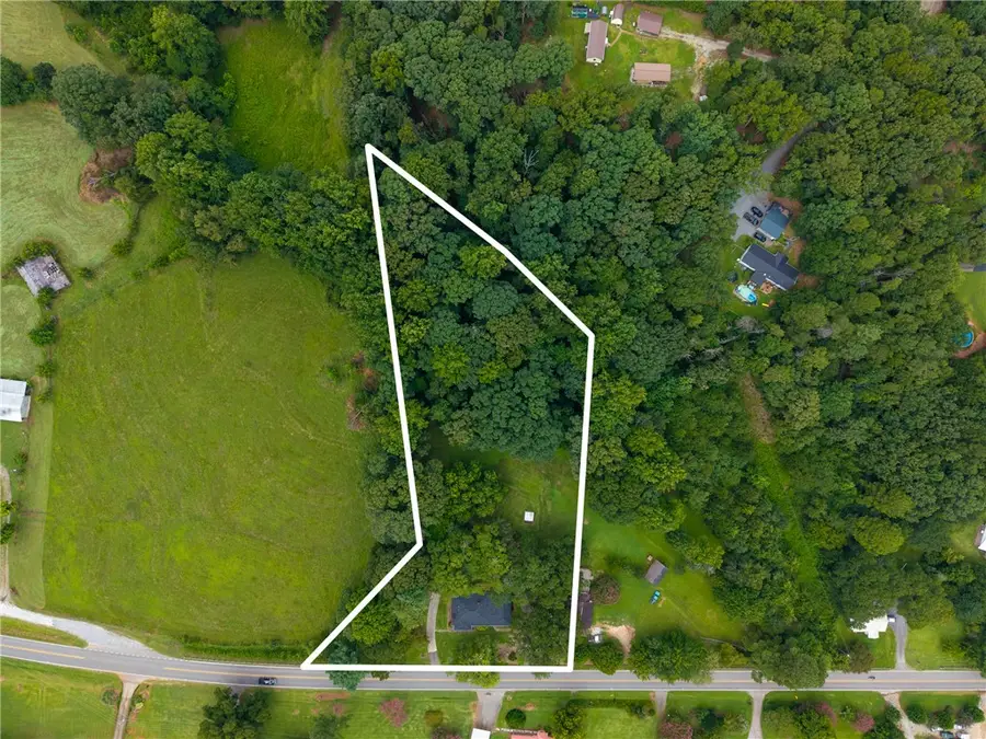 546 Tokeena Road, Seneca, SC 29678 - #2