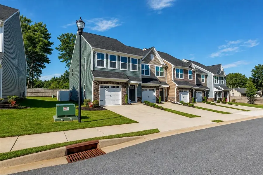 131 Marthawood Lane, Greer, SC 29650 - #3