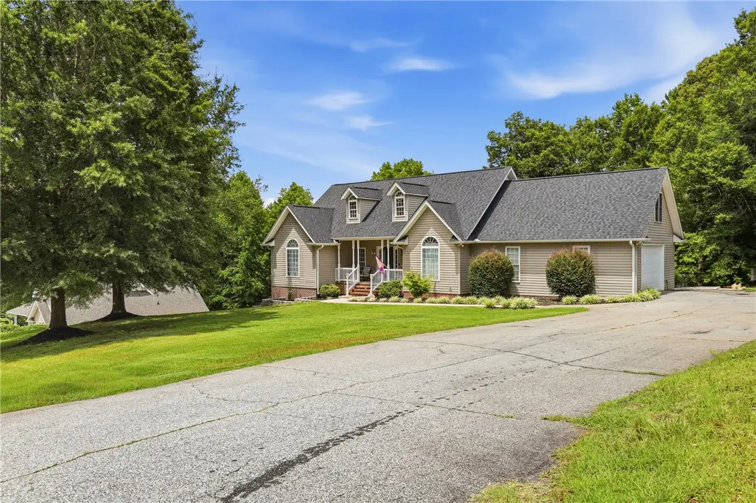 509 Horseshoe Drive, Seneca, SC 29678 - #1