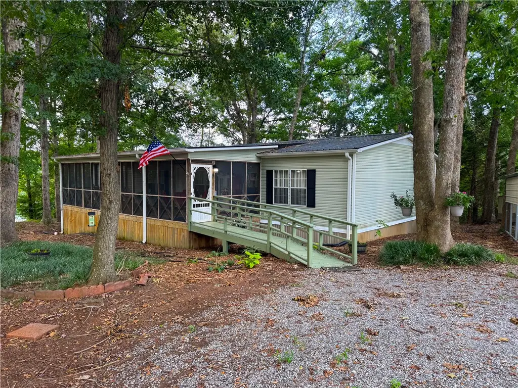 322 Lakeview Drive, Townville, SC 29689 - #1