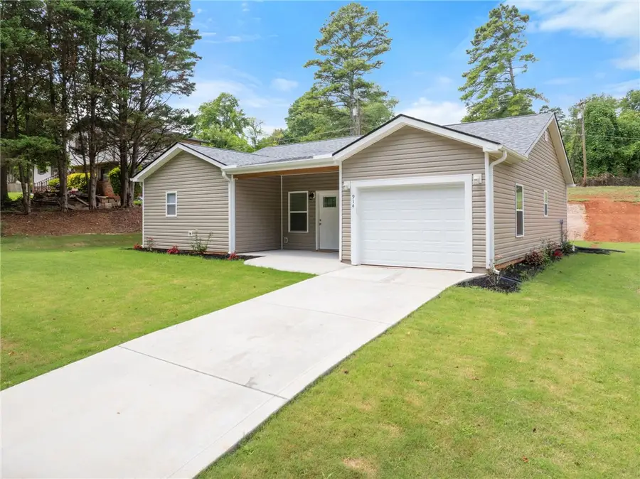 914 Smith Grove Road, Easley, SC 29640 - #3