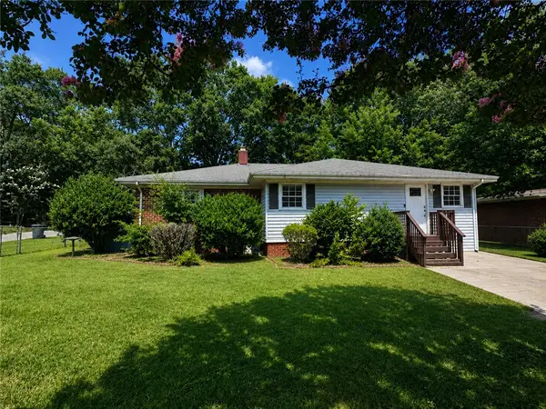 208 W North Avenue, Westminster, SC 29693