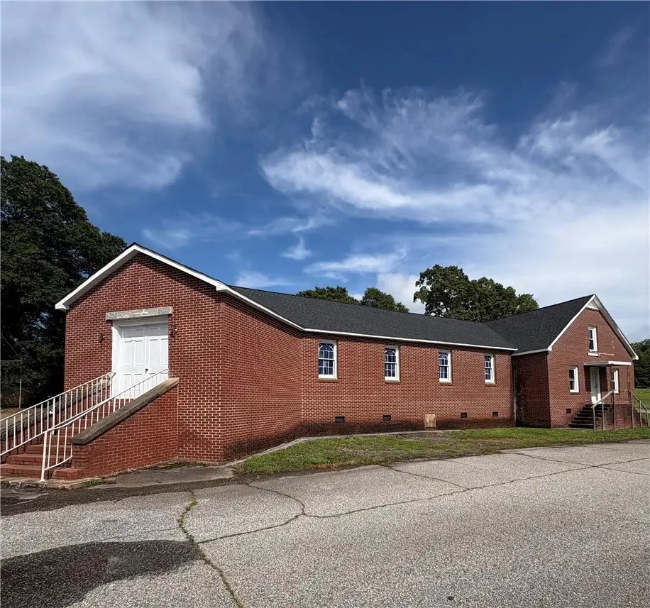 415 Church Street, Pendleton, SC 29670 - #1
