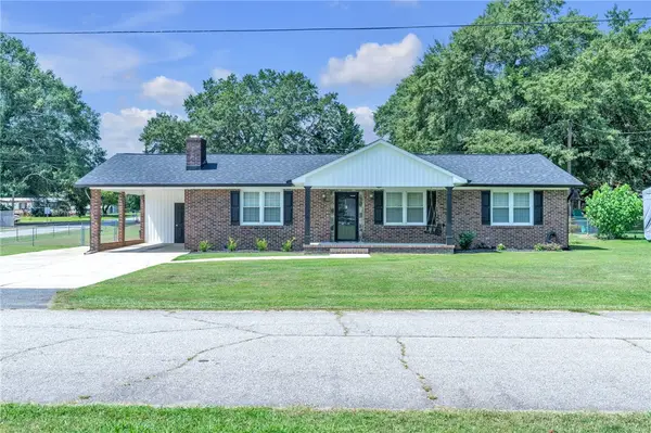 207 Vinewood Street, Piedmont, SC 29673