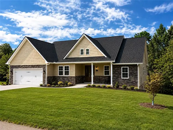 711 Hidden Falls Drive, West Union, SC 29696