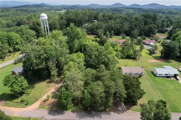 113 North Woodland Drive, Pickens, SC 29671