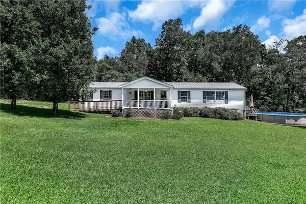 972 W Bear Swamp Road, Walhalla, SC 29691