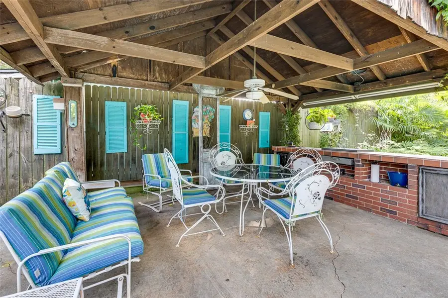 610 W Fredericks Street, Anderson, SC 29621 - #3