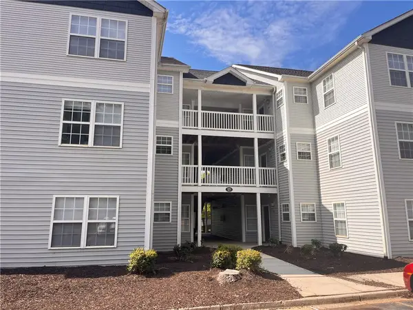 121 University Drive, Central, SC 29630