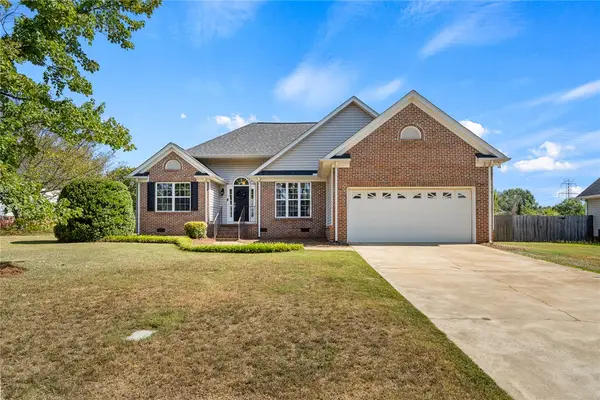 108 Thorncliff Place, Anderson, SC 29625