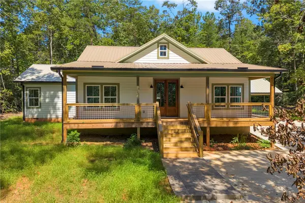 659 White Oak Farms Road, Tamassee, SC 29686