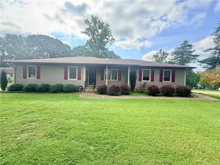 107 Stonebrook Drive, Seneca, SC 29672 - #2
