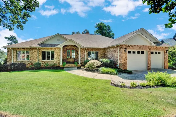 313 Lakeside Drive, Seneca, SC 29672