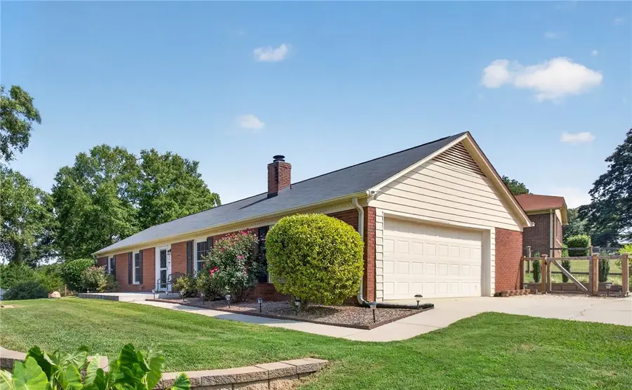 200 Lakewood Drive, Anderson, SC 29621 - #2