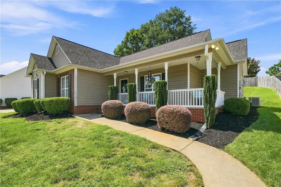 241 Cool Water Court, Boiling Springs, SC 29316 - #2