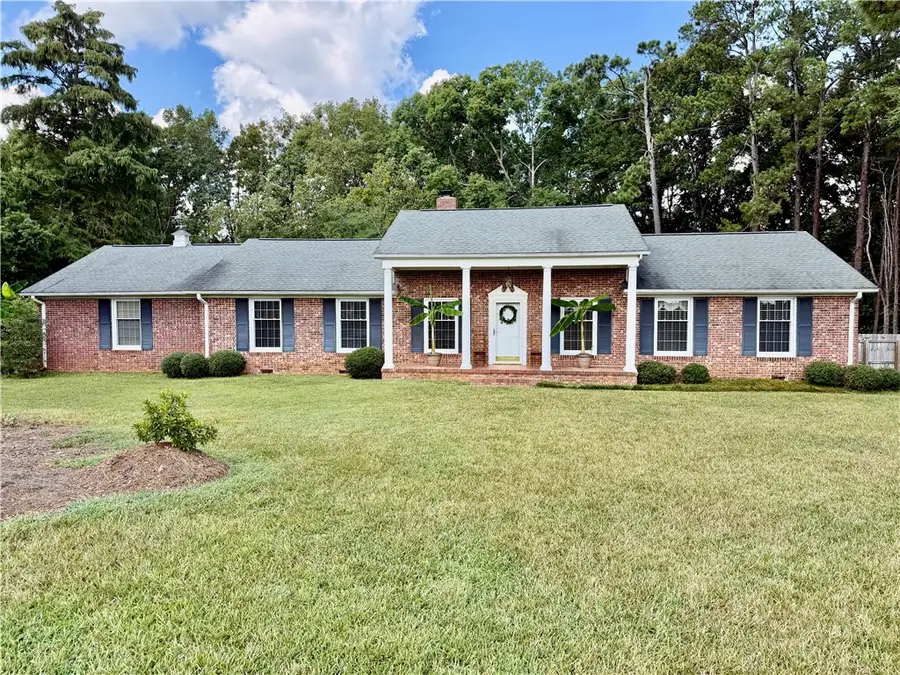 1259 Jefferson St Street, McCormick, SC 29835 - #3