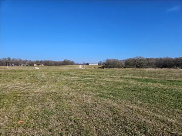 2.5 West Oak Highway, Townville, SC 29689