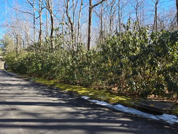 112 Hemlock Trail, Cleveland, SC 29635