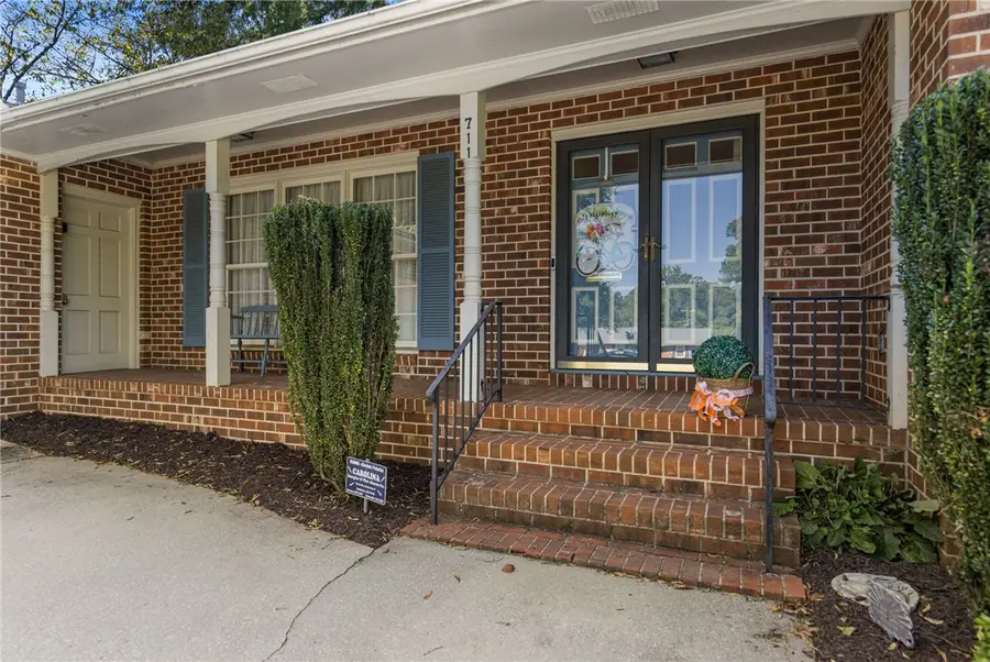 711 Woodfield Drive, Anderson, SC 29621 - #2
