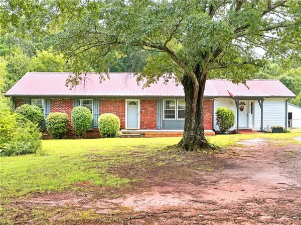 2740 Torrington Road, Laurens, SC 29360