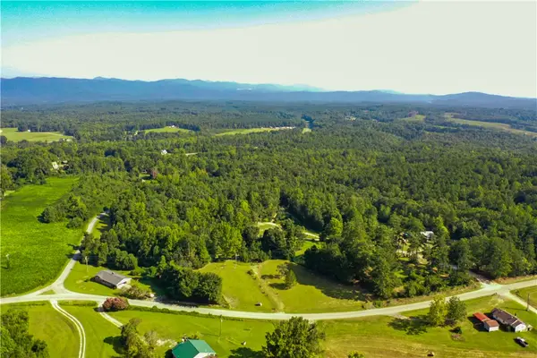 876 Flat Shoals Road, Walhalla, SC 29691
