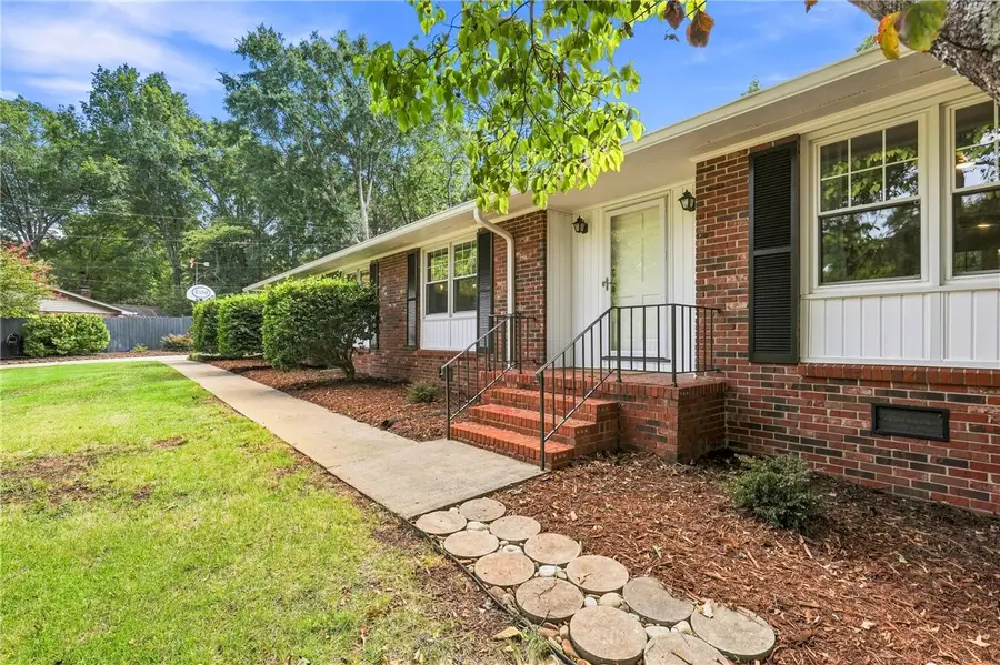 112 Lakeview Circle, Clemson, SC 29631 - #3