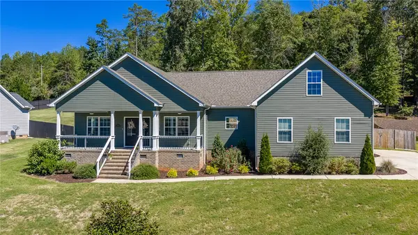 208 Puckett Mill Drive, Central, SC 29630
