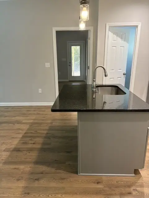 206 E Poplar Street, Iva, SC 29655 - #2