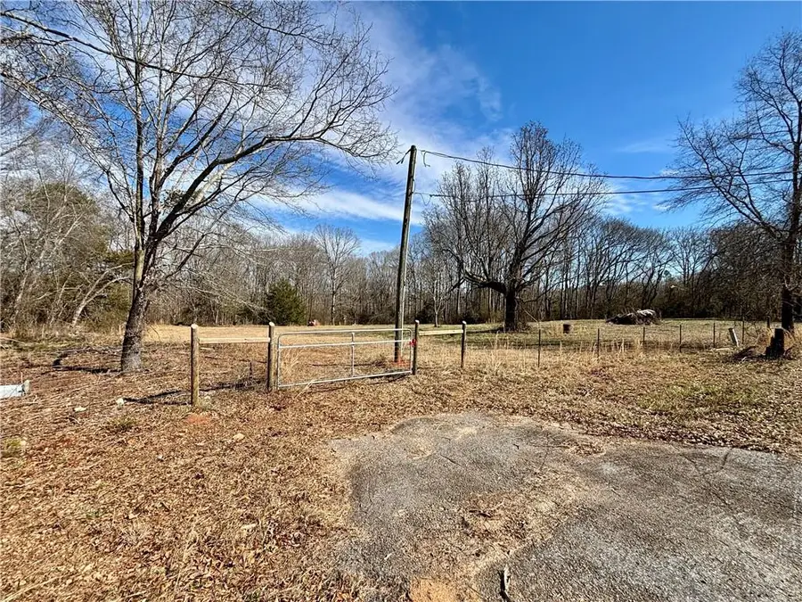 129 Latimer Road, Anderson, SC 29626 - #3