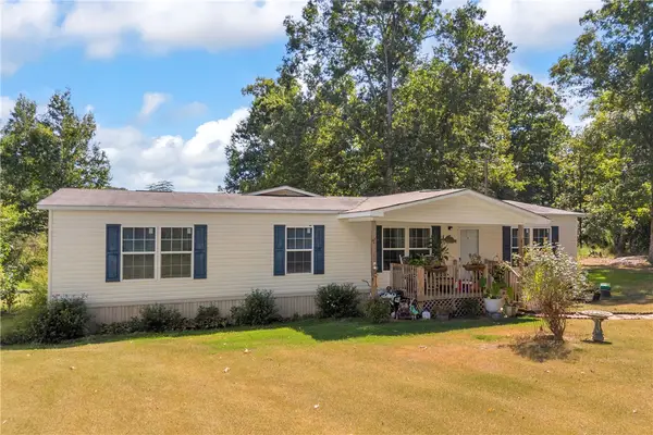 117 Crescent Cove Circle, Starr, SC 29684