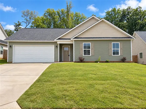 223 Kahlen Court, Piedmont, SC 29673