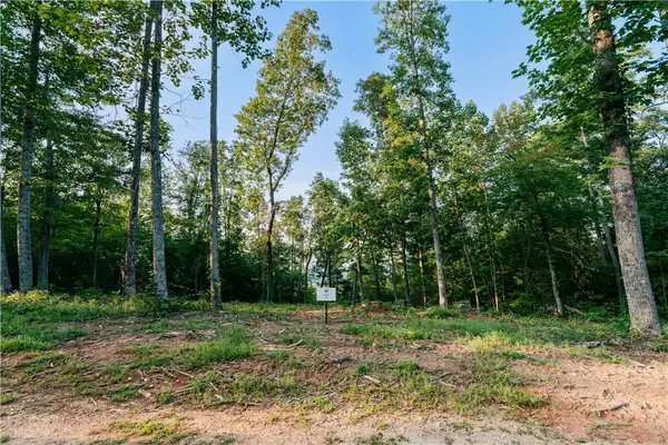 200 Chestnut Mountain Road, Travelers Rest, SC 29690