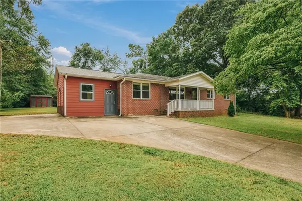 106 Brookwood Drive, Seneca, SC 29678