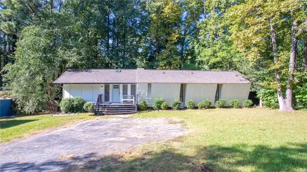 111 Oakdale Drive, Greenwood, SC 29649