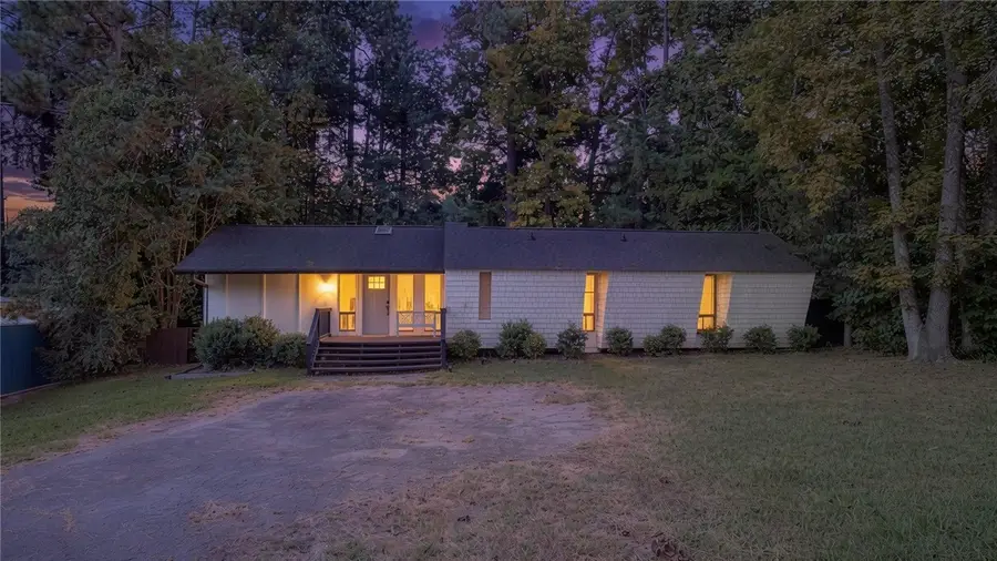111 Oakdale Drive, Greenwood, SC 29649 - #2