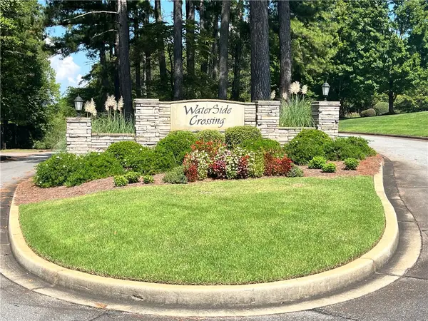 106 N Waterside Drive, Seneca, SC 29672