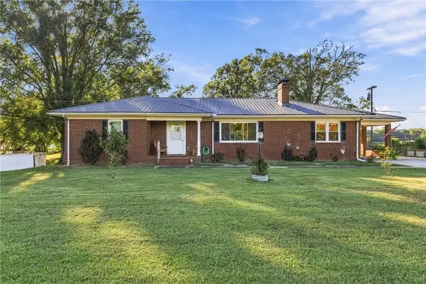 114 Docheno Road, Belton, SC 29627