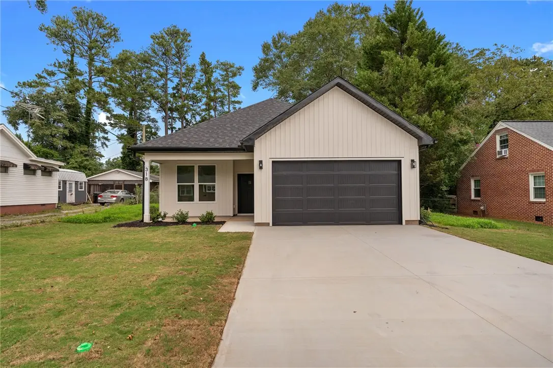 318 W Fredericks Street, Anderson, SC 29625 - #1