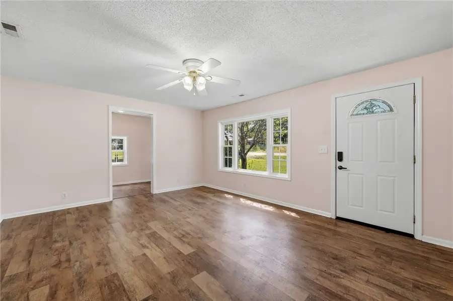 112 Newry Road, Seneca, SC 29672 - #2