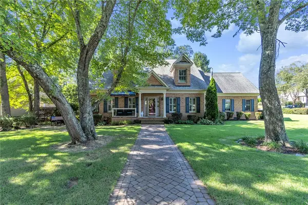 100 Sommerset Lane, Easley, SC 29642