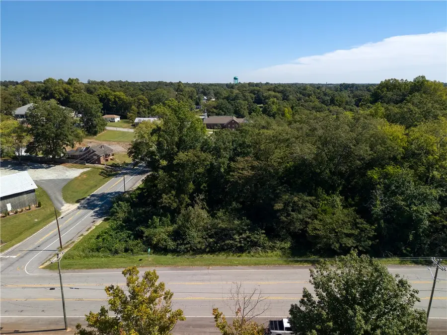 203 S. Walnut Street, Seneca, SC 29678 - #3
