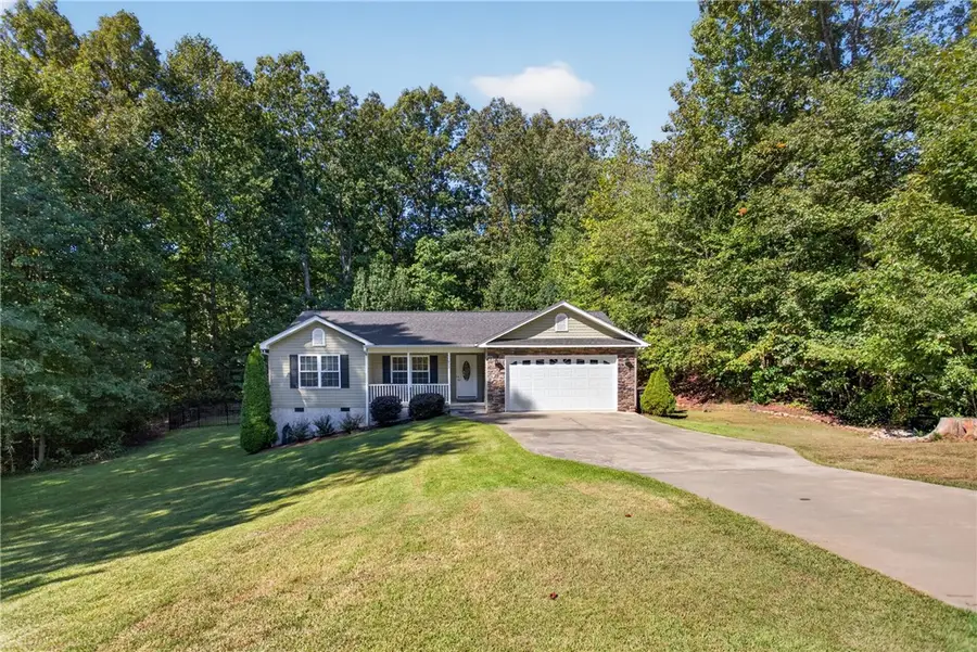 812 White Oak Hill Drive, Seneca, SC 29678 - #2