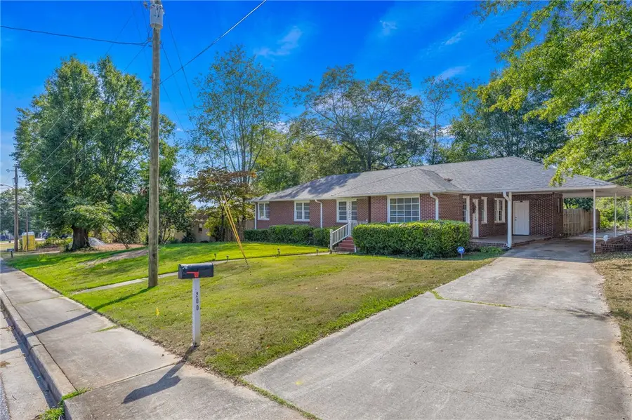 200 Pine Street, Seneca, SC 29678 - #3