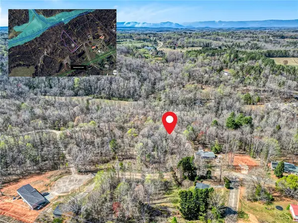 404 Thornbury Ridge, Easley, SC 29640